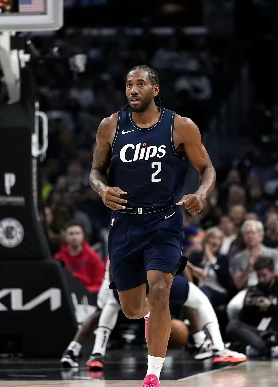 前巴萨高管谈亚马尔：要保持谦逊专注于足球，别相信一切赞美（前巴萨高层谈亚马尔：守住谦逊专注足球，别被赞美冲昏头脑）