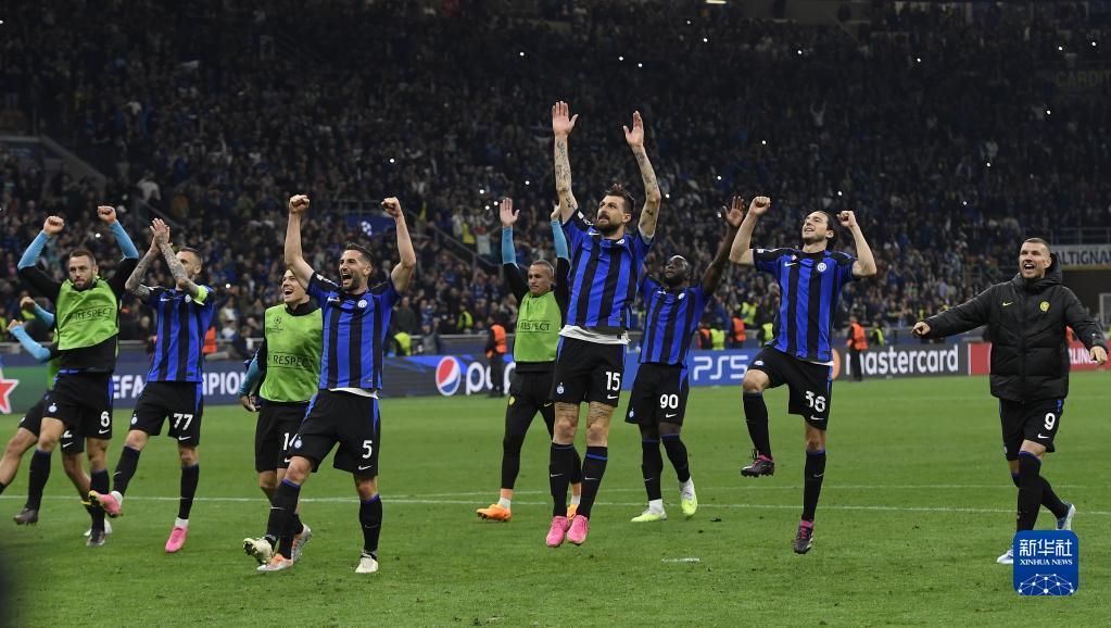 亚历山大称短期三负同一球队说明对手更优秀（亚历山大：短期三连败同一球队，足见对手更强）