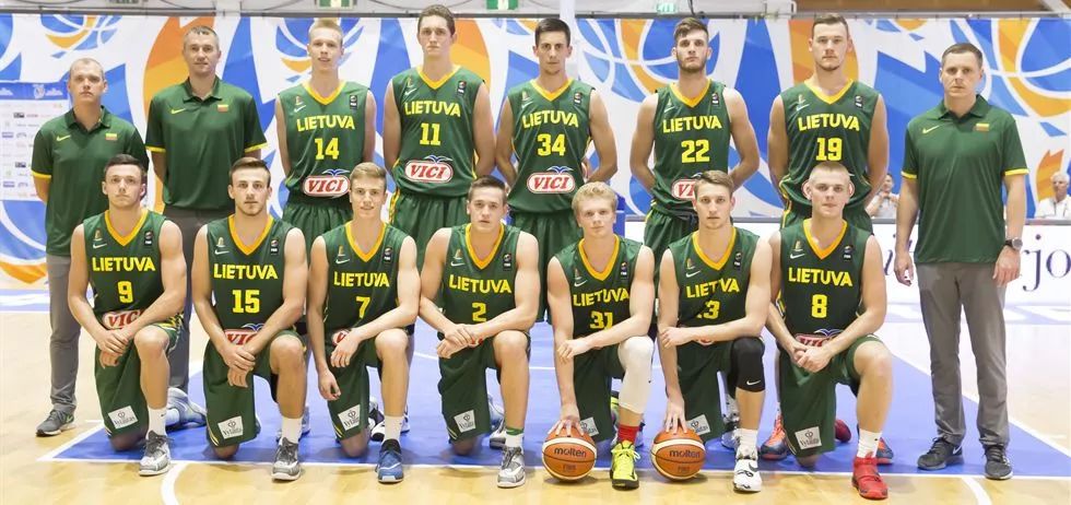 霍伊伦本赛季意甲10场4球，与上赛季联赛进球数持平（霍伊伦本季意甲10战4球，已追平上赛季联赛进球数）