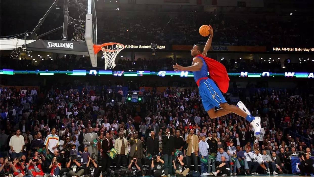 帕克：齐尔克泽远不及谢什科，德利赫特已成英超最佳后卫之一（帕克评价：齐尔克泽不及谢什科，德利赫特已跻身英超顶级中卫行列）