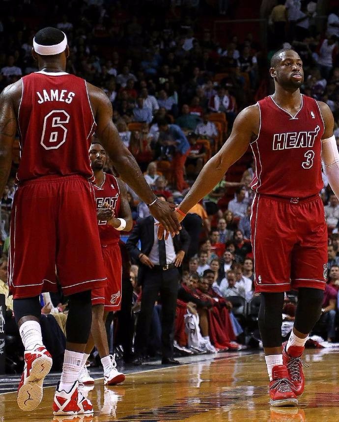 足球报：梅州客家经济困难无法妥善解决，也没总经理主持局面（足球报：梅州客家财务困局难解，且无总经理统筹大局）