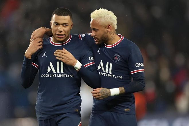 足球体能训练方案（足球体能提升训练计划）