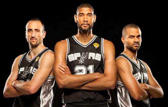 NBA战报：布里奇斯35分，黄蜂118-111加时击败猛龙（布里奇斯轰35分，黄蜂加时118-111险胜猛龙）