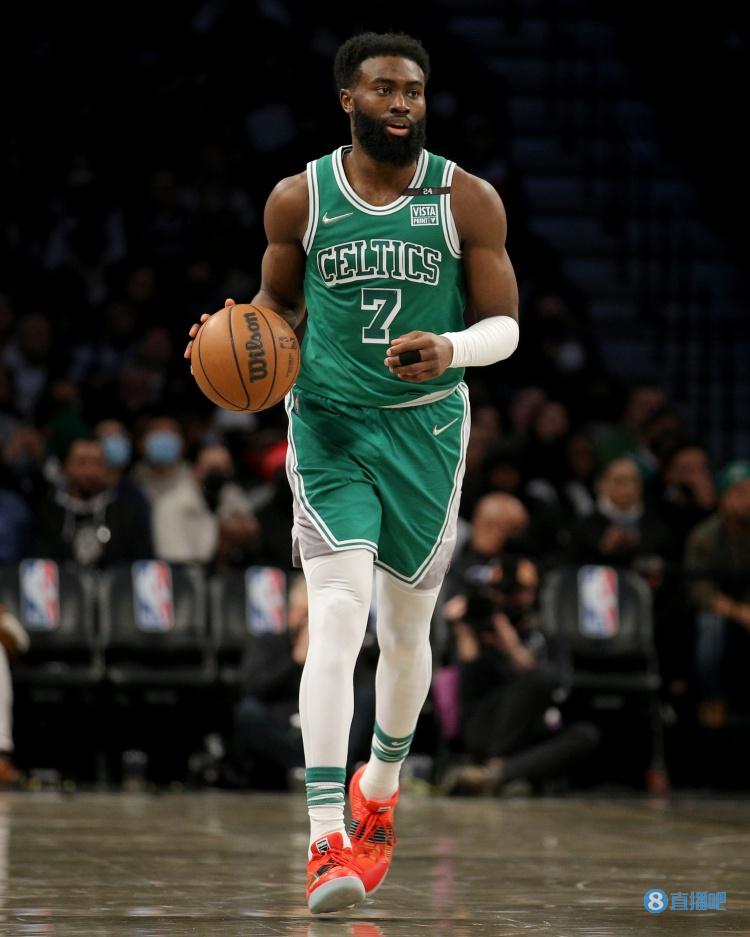 小波特33+10+5带队逆转！篮网113-103击败公牛豪取两连胜（小波特33分10板5助发威，篮网113-103逆转公牛迎来两连胜）