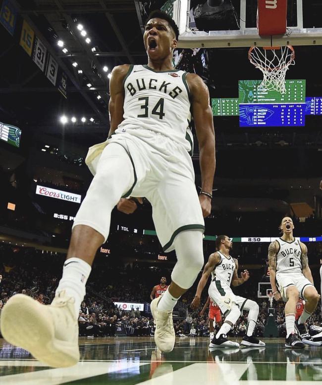 名记：马刺将卡斯尔视为文班的完美搭档 若交易他换谁我都会震惊（知名记者：马刺认定卡斯尔是文班的理想搭档，若将其交易不管换谁我都会震惊）