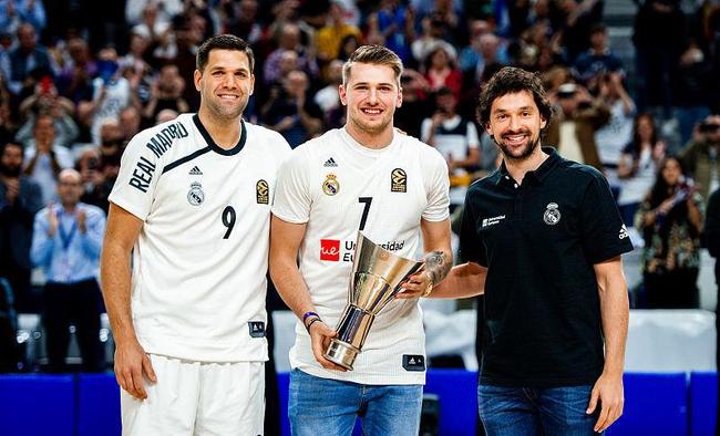 足记·风云丨2025足协杯巅峰之战—侯森（风云足记：侯森征战2025足协杯终极对决）