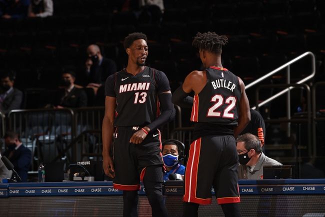 官方：巴萨中卫克里斯滕森左膝前十字韧带部分撕裂（巴萨官宣：中卫克里斯滕森左膝前交叉韧带部分撕裂）