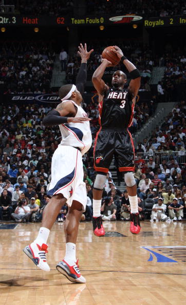 骑士vs凯尔特人前瞻：双方各有不利因素，球队韧性决定走向（骑士VS凯尔特人前瞻：各有短板，韧性强者定胜负）