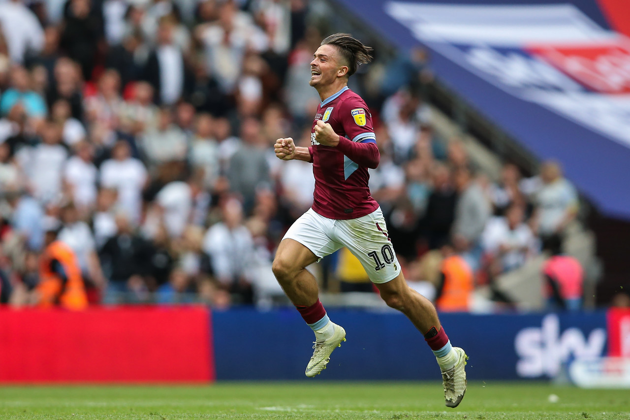 重穿球鞋，前皇马后卫科恩特朗准备参加国王联赛（前皇马后卫科恩特朗重返绿茵，将征战国王联赛）